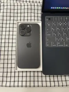 iPhone 15 pro simフリー　ブラック
