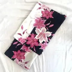 在庫限り❤️浴衣　ピンク　レディース　百合　花　黒　白　匿名配送