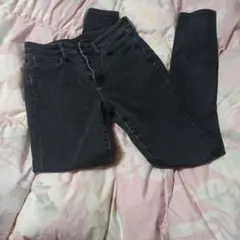 ユニクロダークグレー スキニーデニム Mサイズ