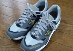 期間限定 ニューバランス New Balance CM1600LE 限定復刻品のサムネイル