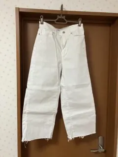 夏ホワイトフリンジ裾ワイドレッグパンツ