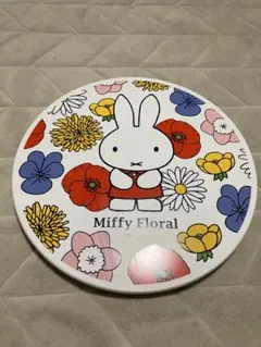 ミッフィ　折りたたみテーブルのサムネイル