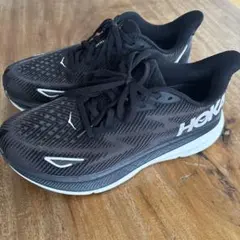 HOKA CLIFTON 9 ブラック ランニングシューズのサムネイル