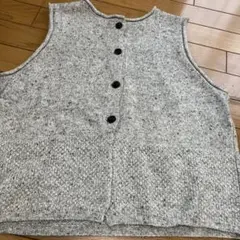 霜降り　グレー ニットベスト