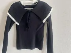 リブ編み 黒 長袖セーター フリル襟　即購入ok