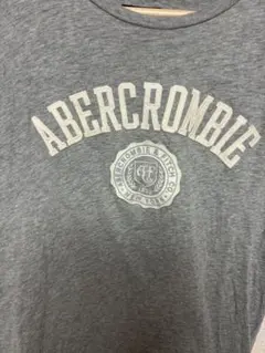 アバクロ　Tシャツ　Mサイズ