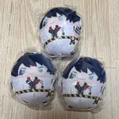 ツイステ　ふわコロりん　デュース　3個　寮服