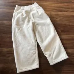 UNIQLOアイボリーフリースワイドパンツ 130