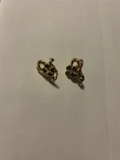 クローバーモチーフ ゴールドトーン イヤリング