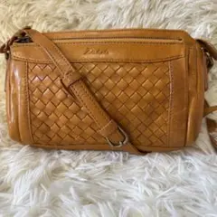 ショルダーバッグ