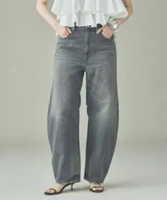 【美品】ユーズドカーヴィーデニムパンツ　36のサムネイル
