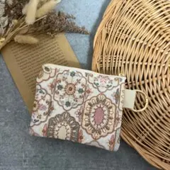 220.インド刺繍　ミニポーチ　小物入れ　小銭入れ