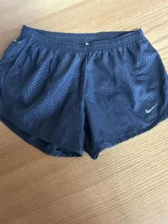 Nike DRI-FIT ブラックショートパンツ