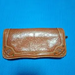Dakotaの長財布