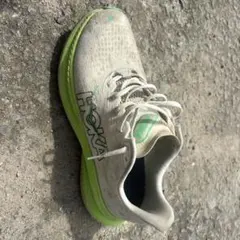 HOKA ランニングシューズ ホワイト グリーン
