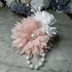 コサージュ☆卒業式＊卒園式＊入学式＊入園式＊結婚式＊発表会＊フォーマル＊ブローチ