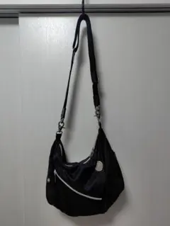 【美品・希少】Orobianco ショルダーバッグ シルベストラのサムネイル