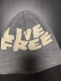 COMME des GARCONS SHIRT ニット帽 【試着程度、美品】 COMME des GARCONS SHIRT ニット帽 【試着程度、美品】