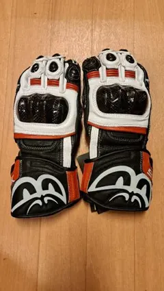 新品未使用！ ベリック グローブ カンガルー革 黒/白/赤 楽天市場】BERIK ベリック レーシンググローブ G-235104-BK RED