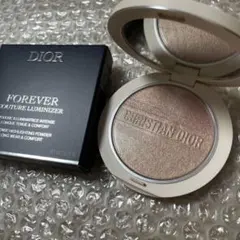 スキンフォーエヴァー　 クチュール　ルミナイザー 002 フェイスパウダー　限定