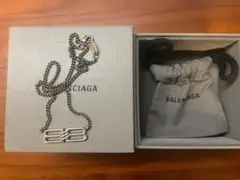BALENCIAGA BBロゴ ネックレス