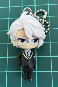 ツイステッドワンダーランド　アズール　スイングマスコット　チャーム　ツイステ