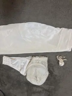 FOUR SIS & CO. ブライダルインナー　E70/64