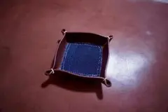 レザー　小物入れ　スクエアトレー