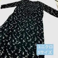 ワンピース　小花柄　黒　シースルー　UNIQLO ユニクロ　Sサイズ 前ボタン