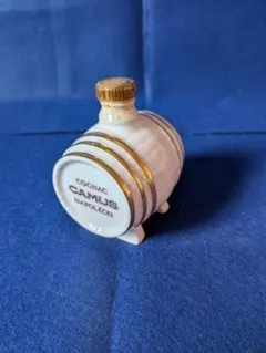 CAMUS NAPOLEON コニャック 樽型陶器ボトル