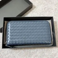BOTTEGA VENETA イントレチャート ジップアラウンド　長財布