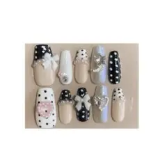 ネイルチップ 10個セット 黒白ドット