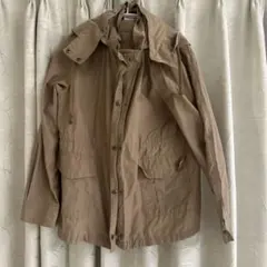 ナチュラルビューティーベーシック　フーディードロストブルゾン