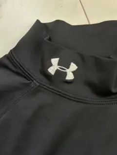 Under Armour インナーブラック MD