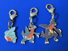 ポケモン フカマル ガバイト ガブリアス 全国ずかんメタルチャーム
