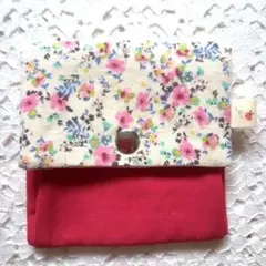 ハンドメイド　ポーチ　花柄　赤