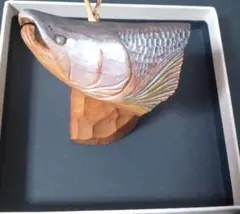 サクラマス　ブローチ　ハンドメイド