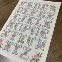クロスステッチ 刺繍 完成品 アルファベット サンプラー バラ 薔薇　大サイズのサムネイル