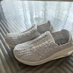 ゴムゴムスリッポン　Mサイズ