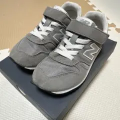 New Balance 373キッズシューズ グレー17センチ