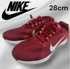 Nikeナイキ　メンズ　 レッドスニーカー 28cmランニングシューズ　スポーツ