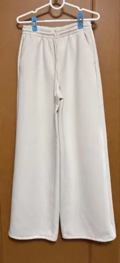 gu パフスウェットバギーパンツ　丈長め76センチ　白