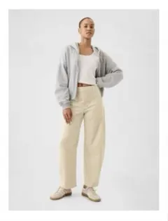 GAP ハイライズ コーデュロイ テーパード アンクルトラウザー　ベージュ