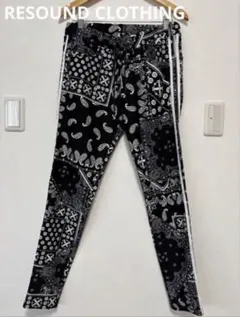 RESOUND CLOTHING バンダナ柄　スキニーパンツ　メンズ　Mサイズのサムネイル