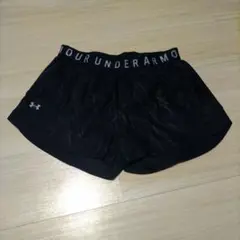Under Armour ブラックショートパンツ
