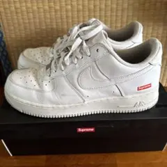 Supreme Nike Air Force 1 Low White 箱付きのサムネイル