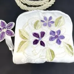 ポーチ ペンケース インド刺繍リボン ホワイト 花柄 合皮 No.187再販