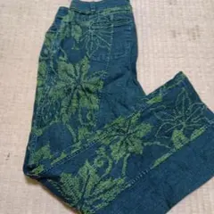 p'dream 花柄刺繍　デニム