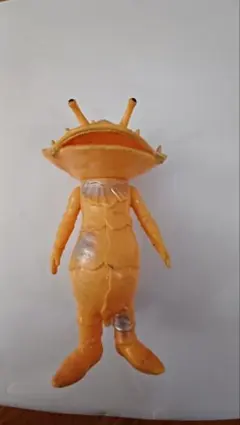 オレンジ色の怪獣フィギュア