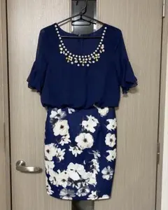 美品 パール＆ビジュー装飾 花柄切替ワンピース ネイビー キャバ